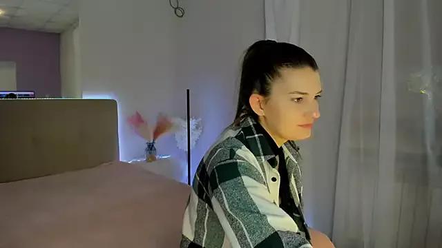 Explore our live girls sluts from our Custom and Multi clubs and checkout exclusive access to highly interactive content, such as shape, hair, titties, pussy type and many more.