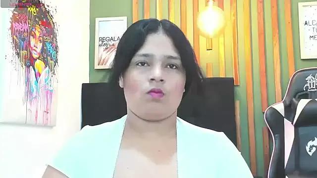Laura_Sex19 from StripChat is Freechat