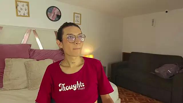 Explore our live girls sluts from our Custom and Multi clubs and checkout exclusive access to highly interactive content, such as shape, hair, titties, pussy type and many more.