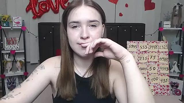Explore our live girls sluts from our Custom and Multi clubs and checkout exclusive access to highly interactive content, such as shape, hair, titties, pussy type and many more.