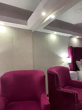 LaurenCurvy from StripChat is Freechat