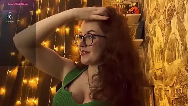 LaurenRossss from StripChat is Freechat