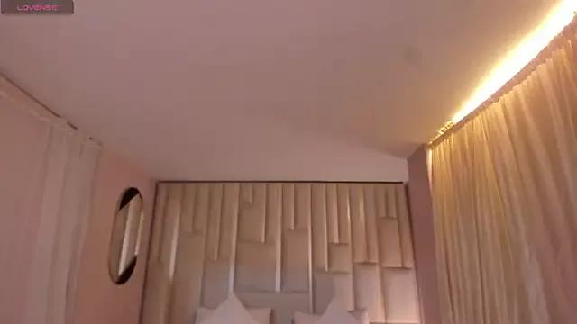 LaurentConnor from StripChat is Freechat