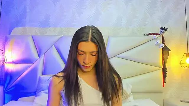 Laurettedela_rouse webcams show profile image 