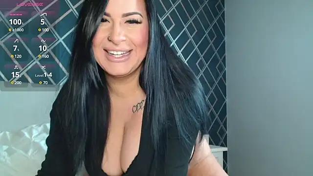 Layla_UK from StripChat