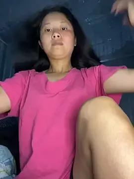 laylay24 from StripChat
