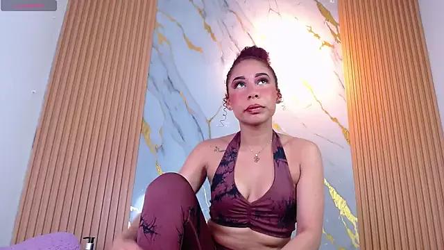Explore our live girls sluts from our Custom and Multi clubs and checkout exclusive access to highly interactive content, such as shape, hair, titties, pussy type and many more.