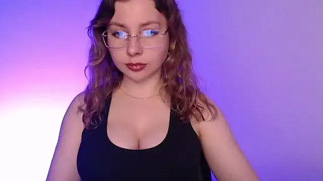 Explore our live girls sluts from our Custom and Multi clubs and checkout exclusive access to highly interactive content, such as shape, hair, titties, pussy type and many more.