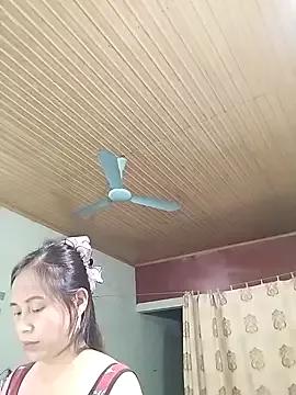 Lee-Nguyen from StripChat