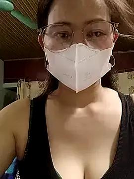 Lee-Nguyen from StripChat