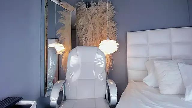 LeeahGrace from StripChat