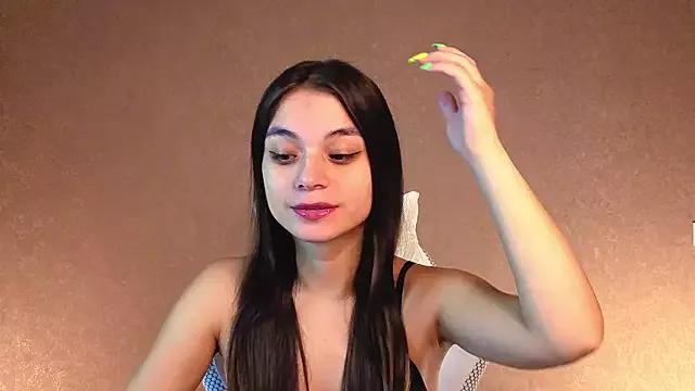 Leila_Hefner from StripChat