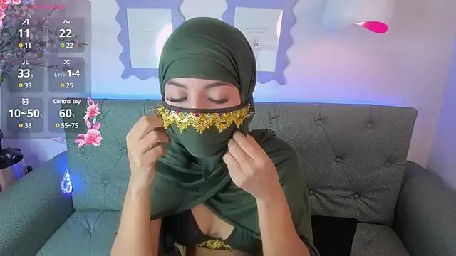 leila_whisper from StripChat