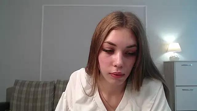 Explore our live girls sluts from our Custom and Multi clubs and checkout exclusive access to highly interactive content, such as shape, hair, titties, pussy type and many more.