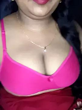 LenaPaul46 from StripChat is Freechat
