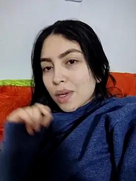 Lenguasdegato1699 webcams show profile image 