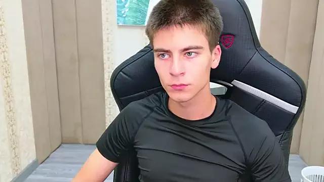 Leonard_Cross from StripChat is Freechat