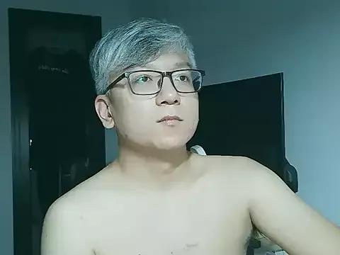 Photos of leoUSIR from StripChat is Freechat
