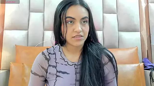 Leslie_Bussh_ from StripChat