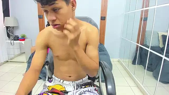 leslieanddrako from StripChat