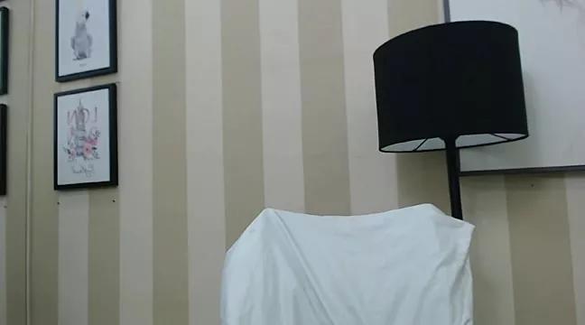 LeslieDaniels from StripChat