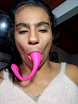 Explore our live girls sluts from our Custom and Multi clubs and checkout exclusive access to highly interactive content, such as shape, hair, titties, pussy type and many more.
