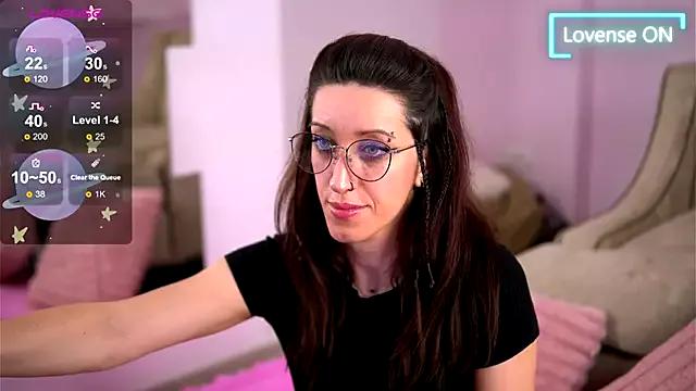 Explore our live girls sluts from our Custom and Multi clubs and checkout exclusive access to highly interactive content, such as shape, hair, titties, pussy type and many more.