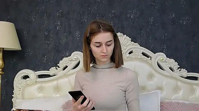 Explore our live girls sluts from our Custom and Multi clubs and checkout exclusive access to highly interactive content, such as shape, hair, titties, pussy type and many more.