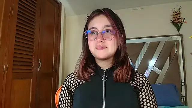 leyla_darly from StripChat