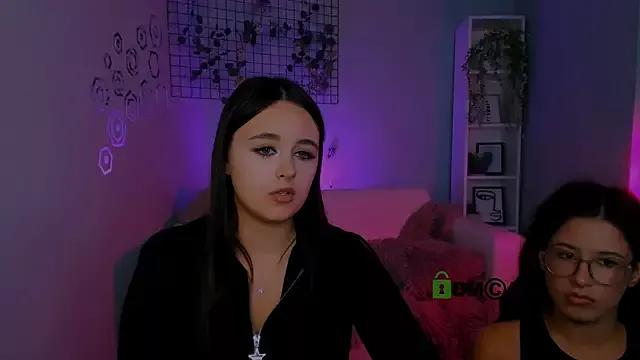 Lia_make_love webcams show profile image 