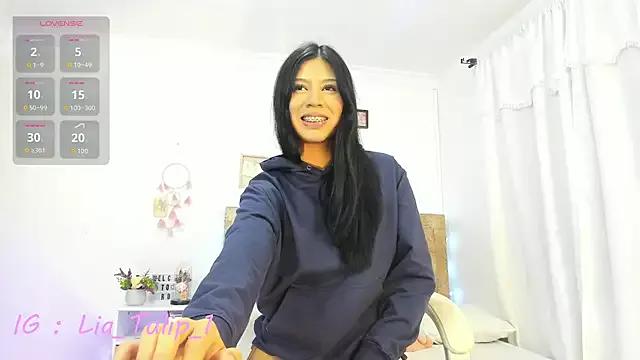 Lia_tulip webcams show profile image 