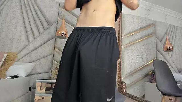 LiaamSmiith from StripChat