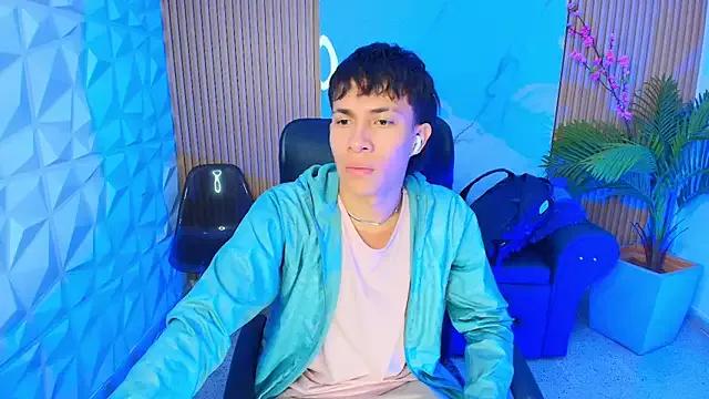 Liam_cullen from StripChat is Freechat