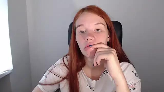 Liana_Ray from StripChat is Freechat