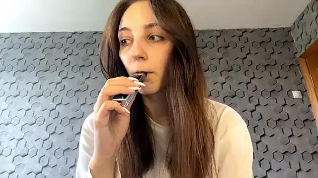 LianaDiyaz webcams show profile image 
