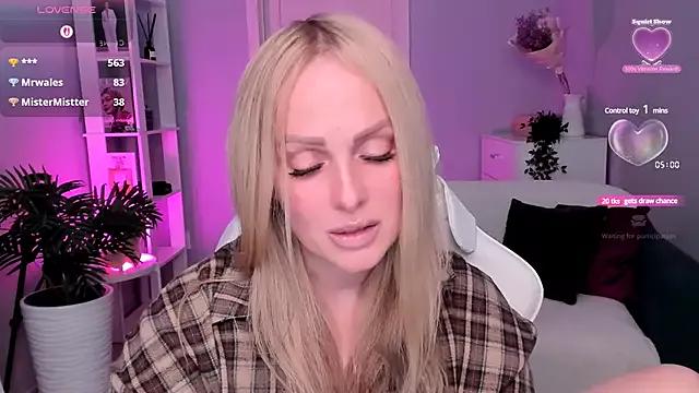 Libby_Nora from StripChat is Freechat