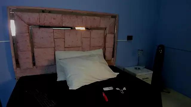 LICKY_LOV from StripChat is Freechat