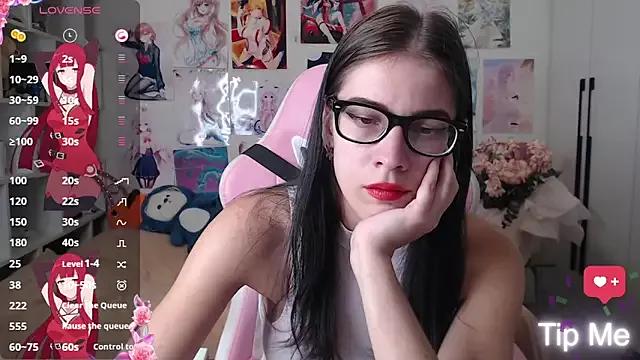 Explore our live girls sluts from our Custom and Multi clubs and checkout exclusive access to highly interactive content, such as shape, hair, titties, pussy type and many more.