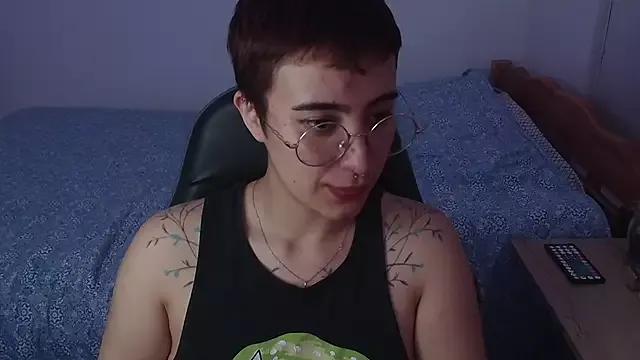 Liil_cat from StripChat