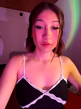 liin_rose from StripChat