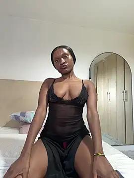 Lil-shawrie from StripChat