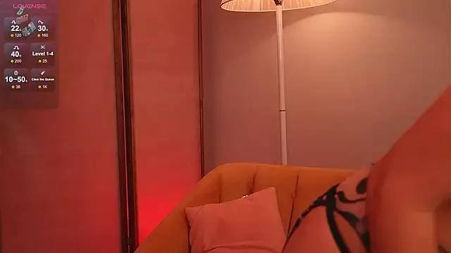 lil_fleur from StripChat