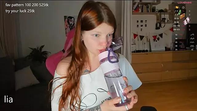 lil_lia from StripChat