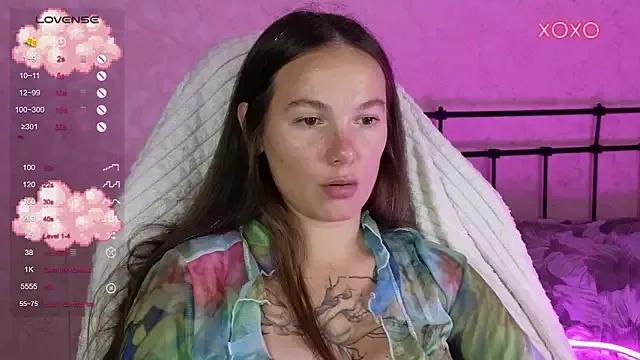lil_luna_x from StripChat