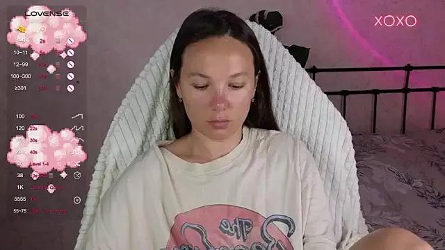 lil_luna_x from StripChat