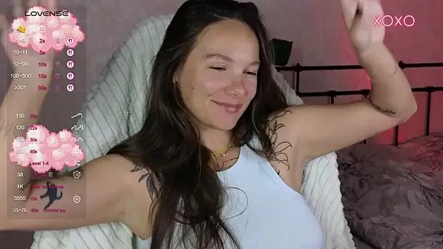 lil_luna_x from StripChat