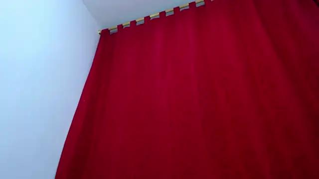 Lila_Pinky from StripChat