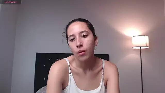 lilacream from StripChat