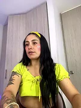 liladiamond_ from StripChat is Freechat