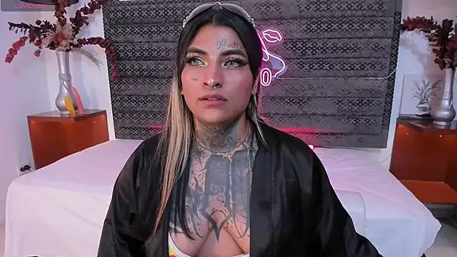 Lilbye066evil from StripChat